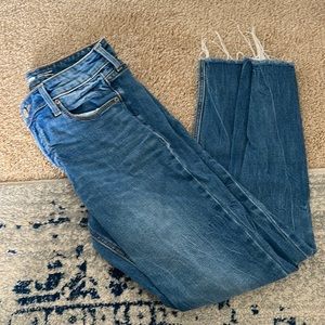 Old Navy Power Straight High Rise Skinny Jean